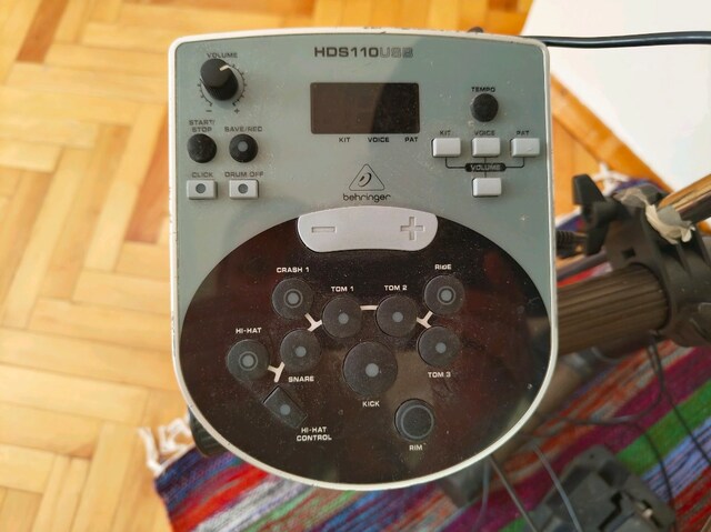 Behringer XD8USB