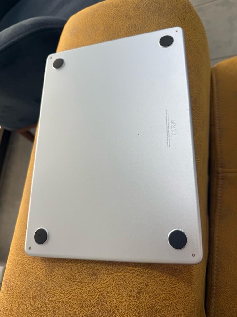 APPLE MACBOOK M4 İŞLEMCİ HATASIZ 16 AY GARANTİLİ 16GB RAM 256GB SSD - 8