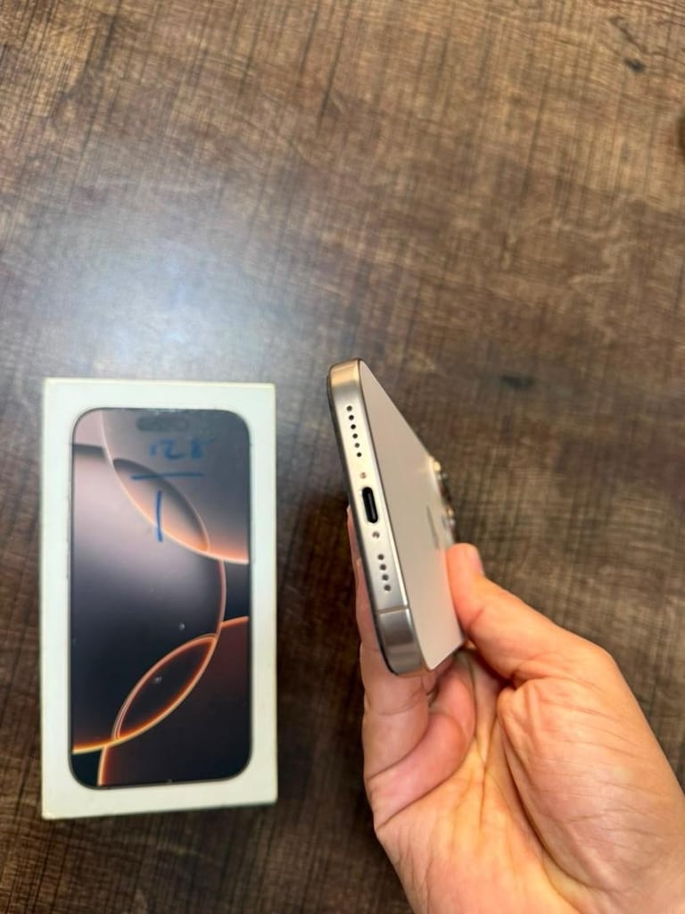 İPHONE 16 PRO MAX 256 GB - 9