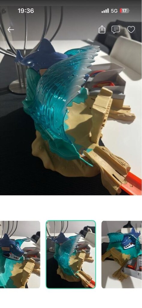Hot Wheels köpek balığı temalı oyuncak yarış pisti seti. - 4