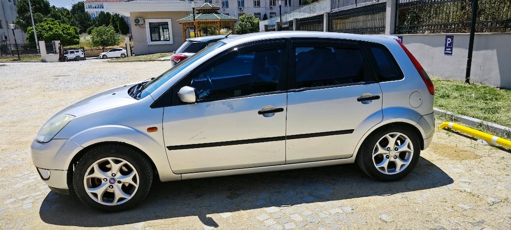 Memurdan Düşük Km tertemiz FİESTA - 3