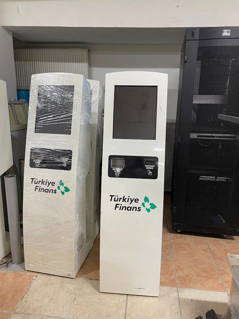 KLAS OFİS ÜSKÜDAR BANKADAN ÇIKMA EKRANLI SIRAMATİK SİSTEMİ - 2