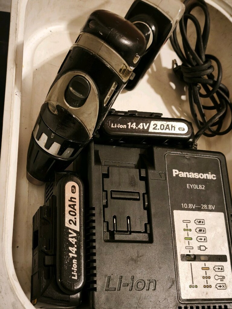ORİJİNAL PANASONİC 14.4 VOLT ŞARJLI MATKAP SORUNSUZ ÇALIŞIR VAZİYETTE - 5
