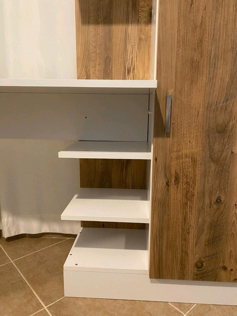 Kullanışlı Çalışma Masası - 4