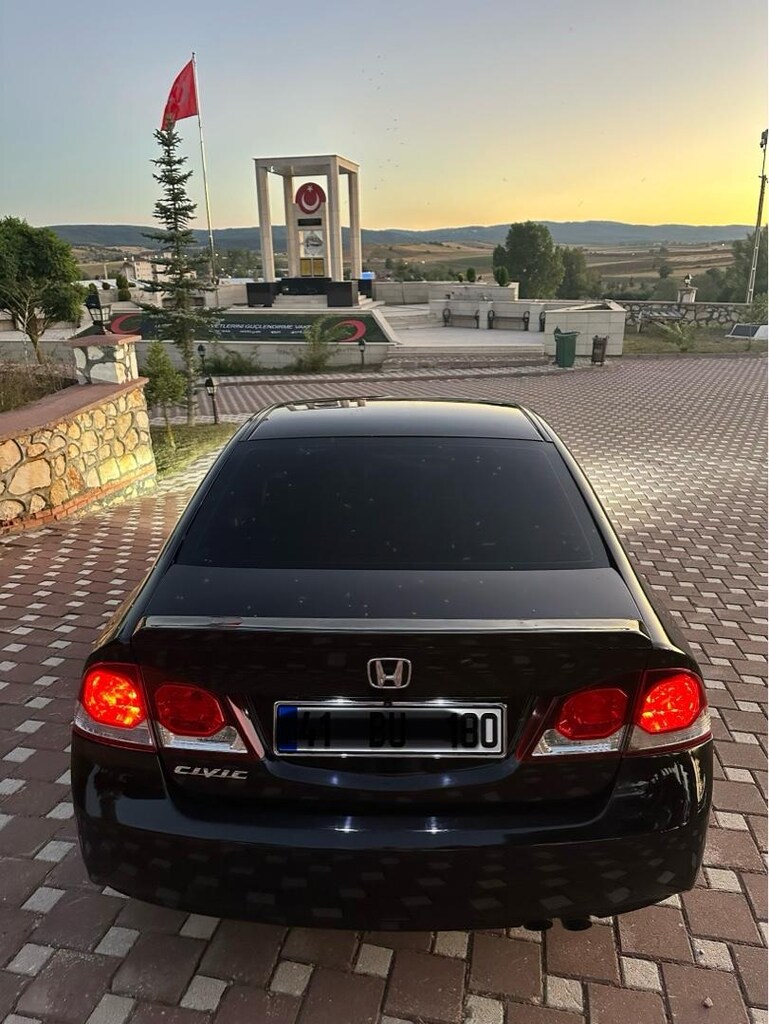 SIFIR TADINDA BAKIMLARI YETKİLİ VE ÖZEL HONDA SERVİS BAKIMLI - 7