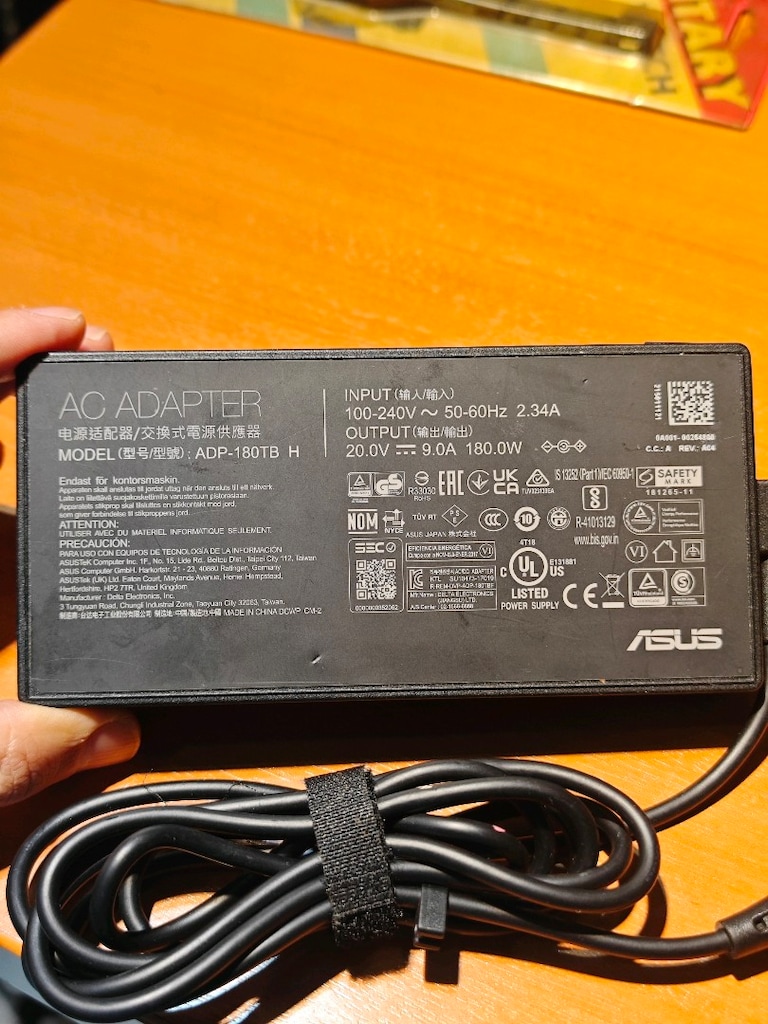 ASUS Şarj Cihazı Adaptörler ADP180TB , ADP120RH , EXA1203YH , PA1650 - 8