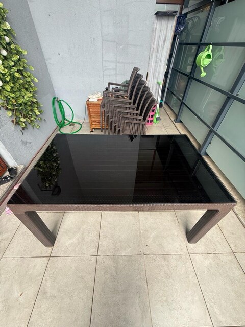 temperli camlı rattan masa takımı 90x150 ve 6 adet rattan sandalye