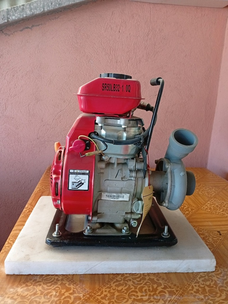 Yeni Gibi Benzinli Şu Motoru - 3