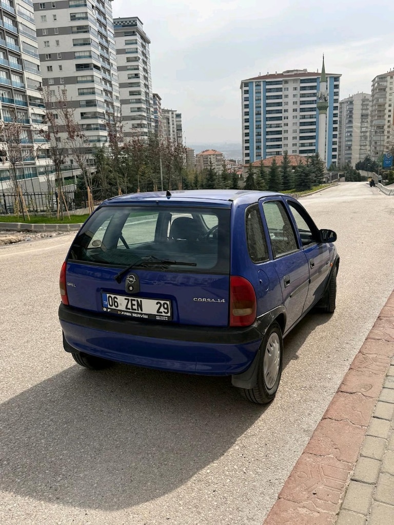 Opel Corsa - 2