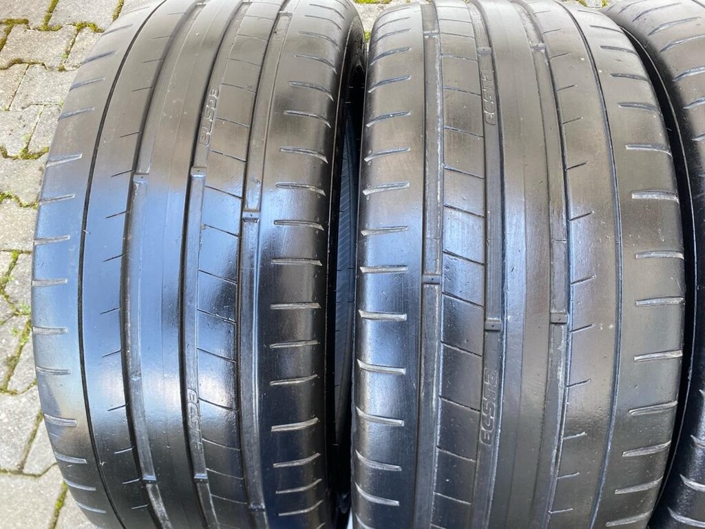 245 45,19 Yazlık lastik KUMHO - 2