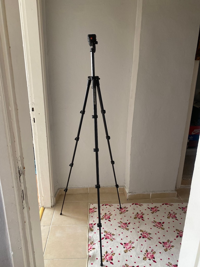 Manfrotto Compact Tripod