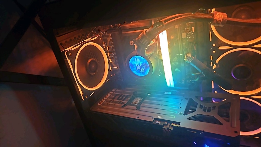 SAHİBİNDEN NOKTA HATASIZ - 9800X3D & RTX 5070 Ti - Amazon Garantili - 3