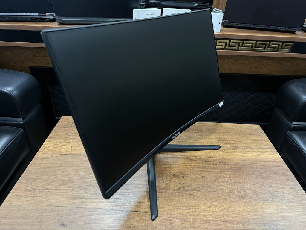ViewSonic VX2418C 23.8" 1ms Full HD Curved 180Hz Oyuncu Monitörü - 2