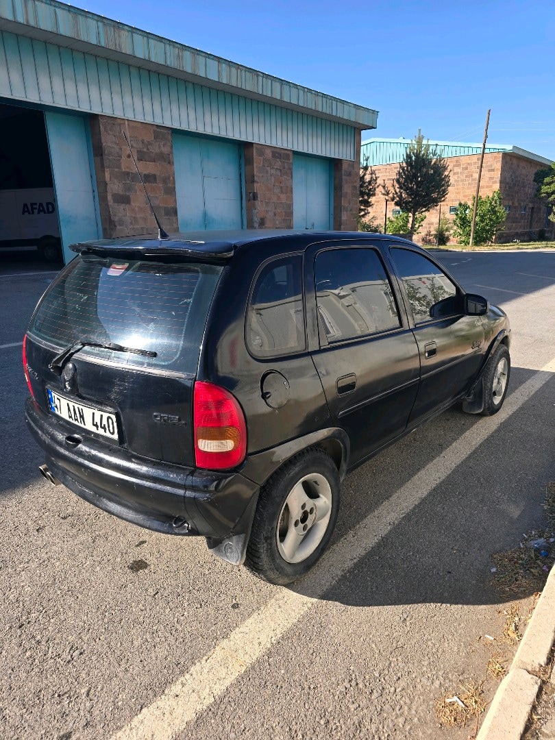 opel corsa - 16