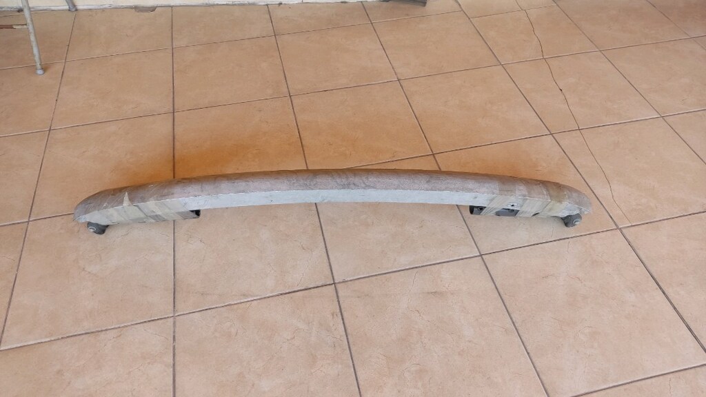 passat b5 kasa arka tampon demiri - 2
