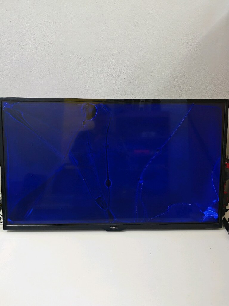 Vestel Led tv ekran kırık - 2