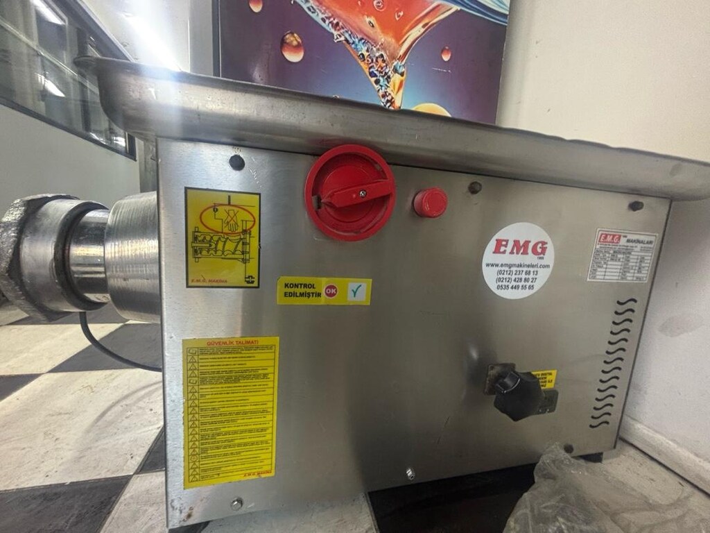 EMG KIYMA MAKİNASI SOĞUTMALI 32 LİK SANAYİ - 4