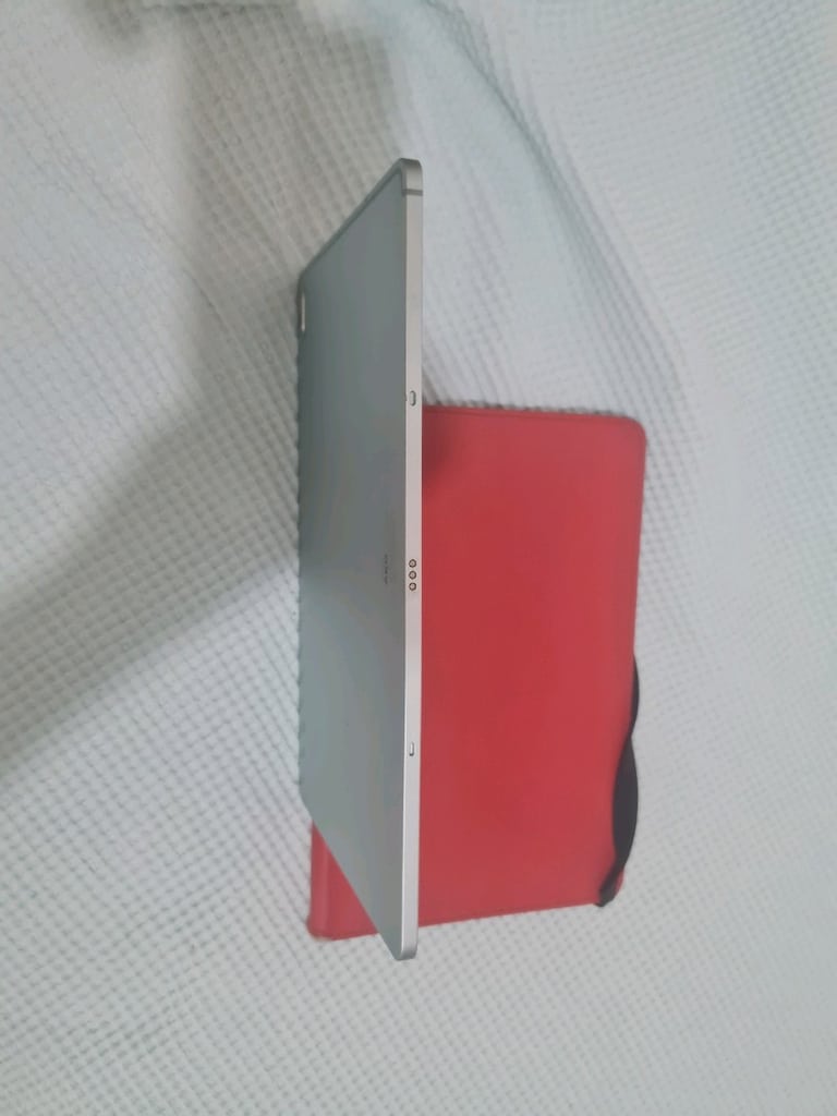 SIFIRDAN FARKSIZ YURTİÇİ 64GB 4RAM 12.4İNÇ SAMSUNG TABLET S7FE - 6