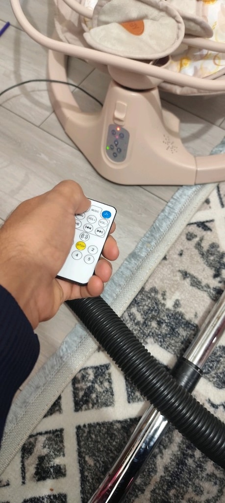 otomatik kumandalı sallanabilir müzikli anakucağı tertemiz. - 2