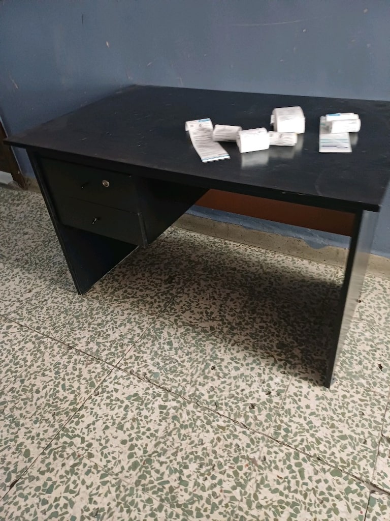 BİLGİSAYAR ÇALIŞMA MASASI ÇEKMECELİ - 3