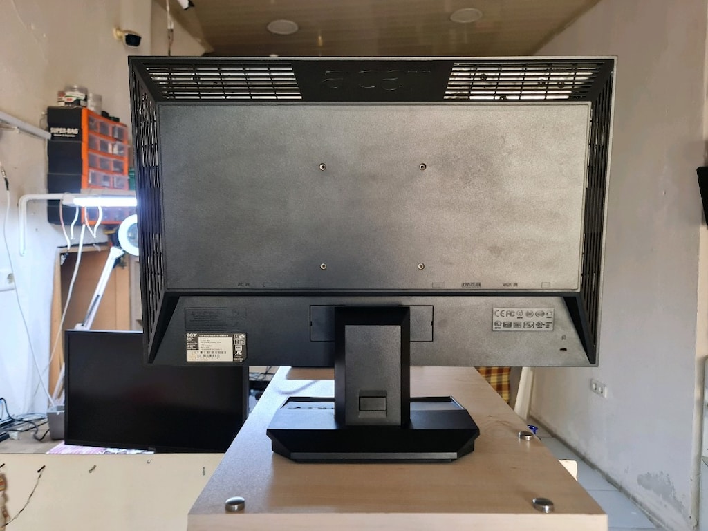 Acer 22 İnç LCD Monitör - 10