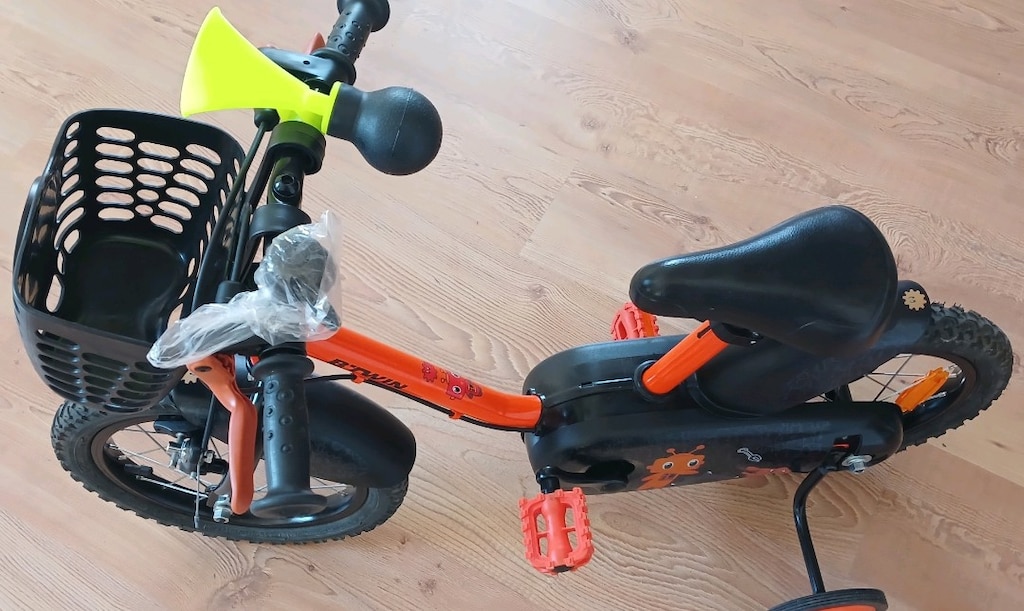 Btwin çocuk bisikleti 14 jant Decathlon YENİ GİBİ Ön Sepetli - 9