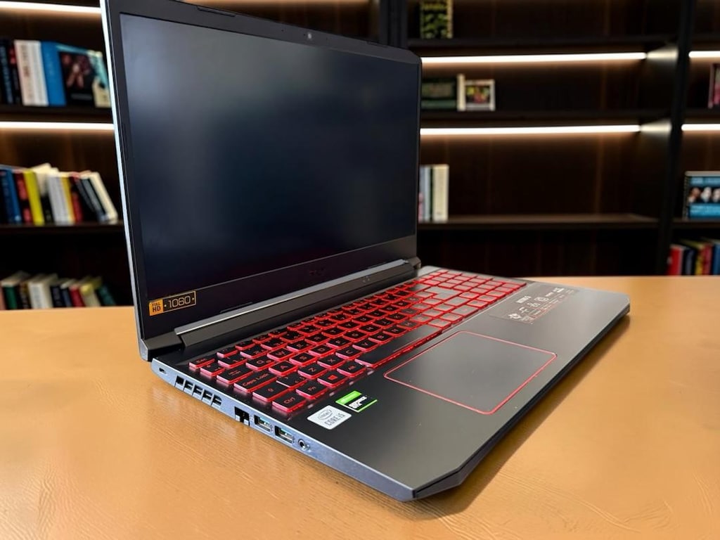 ACER NITRO 5 | GTX 1650 Ti 4GB | 16GB | 512GB SSD | 10/10 - 3