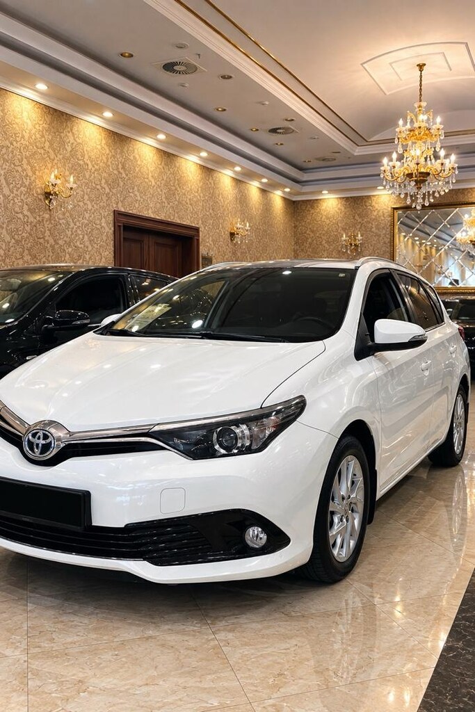 SAHİBİNDEN 2015 TOYOTA AURİS FULL ORİJİNAL - 2