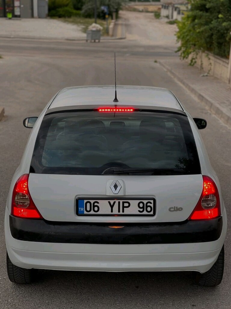 2004 Model 1.2 16 V - 2