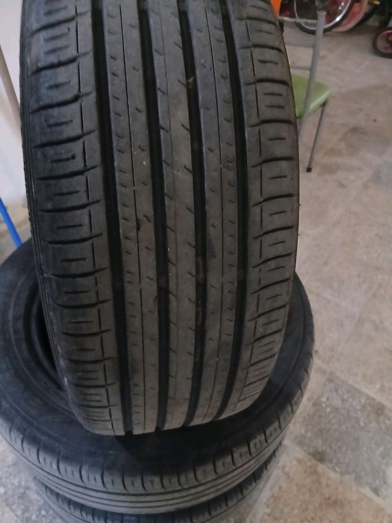 LASTIK 215 55 16 tertemiz sorunsuz gel bak disleri sıfırgibi 2021 - 3