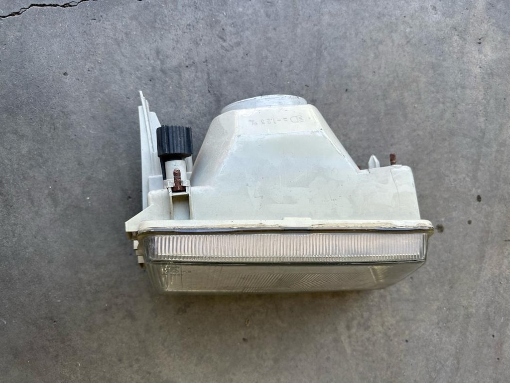 Renault 9 Broadway Farba Ön Far Çıkma Sağ - 4
