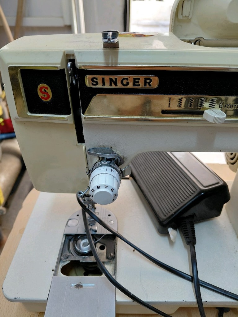 singer marka ev tipi dikiş makinası - 2