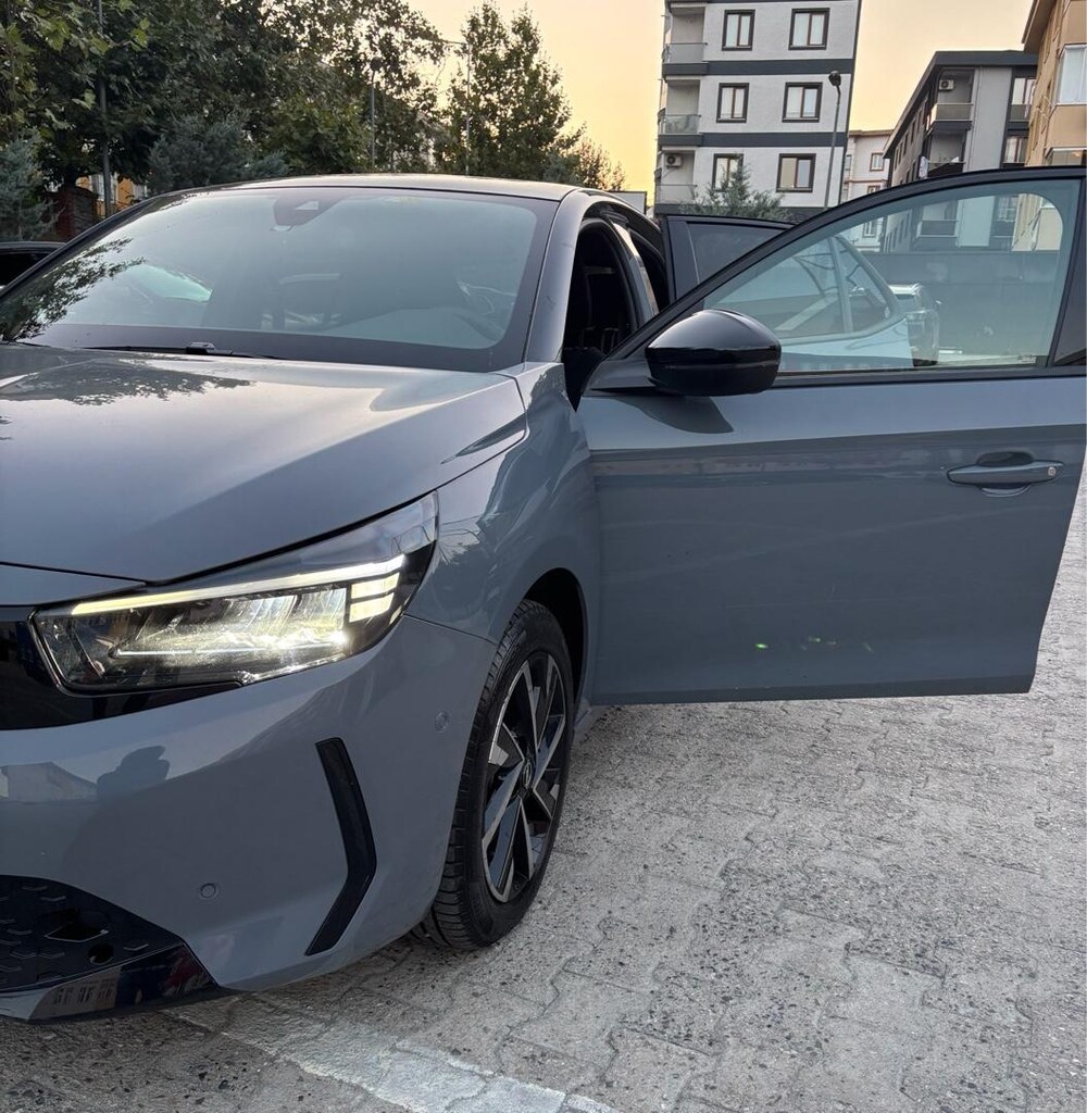 full en dolu paket Opel corsa 1.2 GS 11.900 km. OTOMATİK - 5