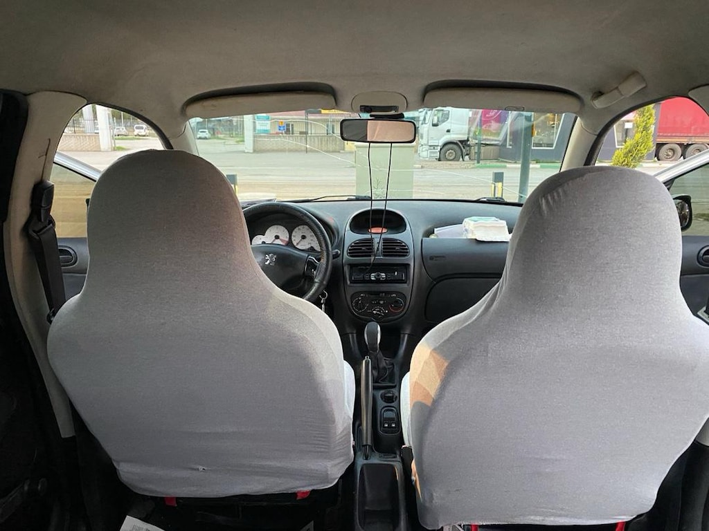 Peugeot 206 - 2