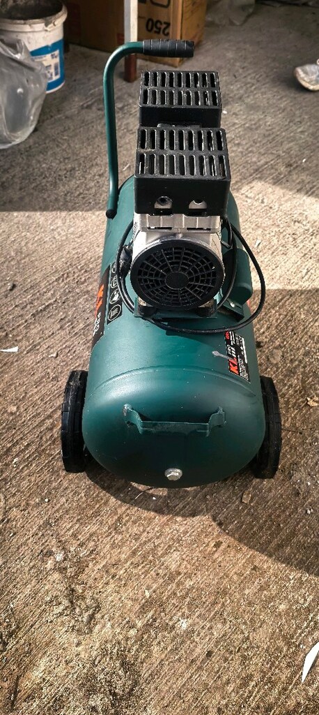 KL pro hava kompresörü 50 lt Sessiz - 7
