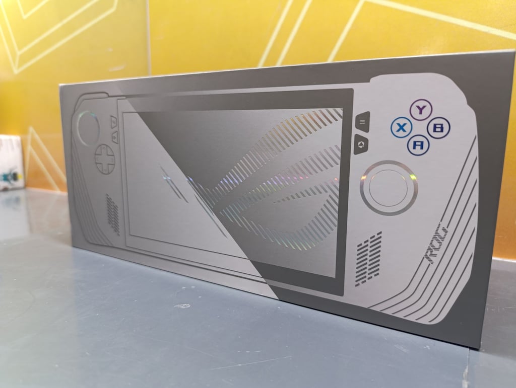 ASUS ROG ALLY Z1 EXTREME İKİNCİ EL TERTEMİZ - 3