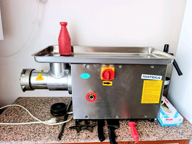MATEKA 220V 32'lik Kıyma Makinesi-(Canavar gidiyor)