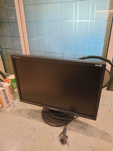 Samsung Monitör