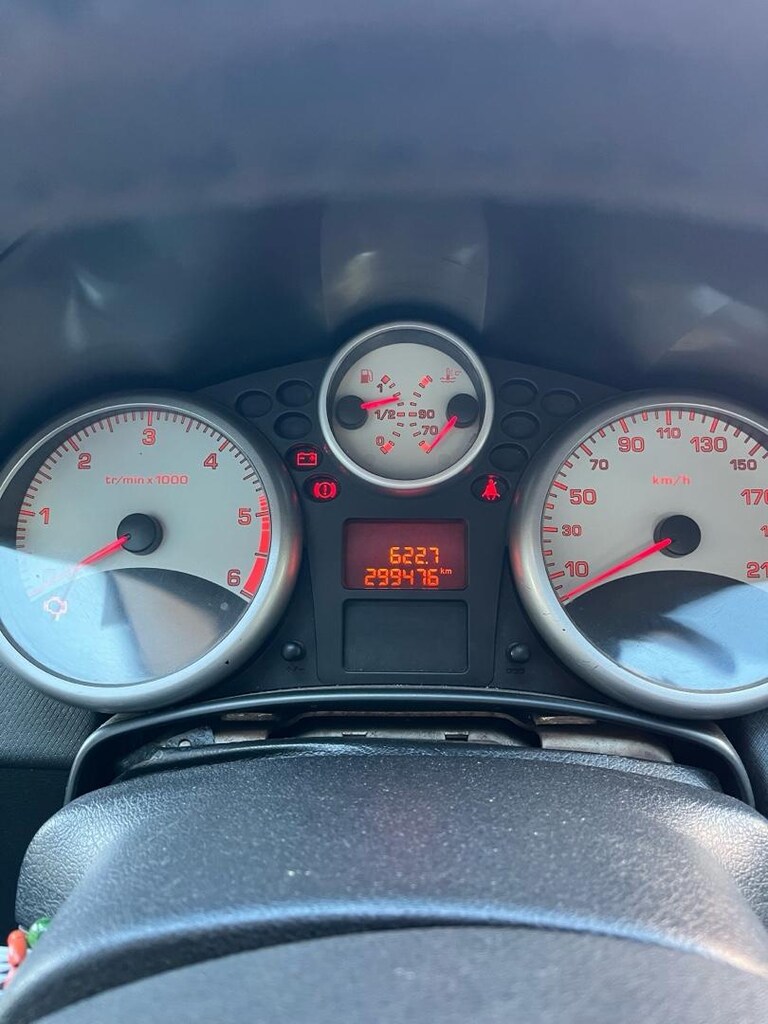 PEUGEOT 207 - 9
