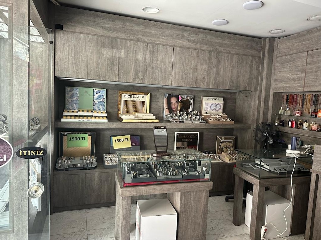 komple satılık mağaza mobilyaları - 7