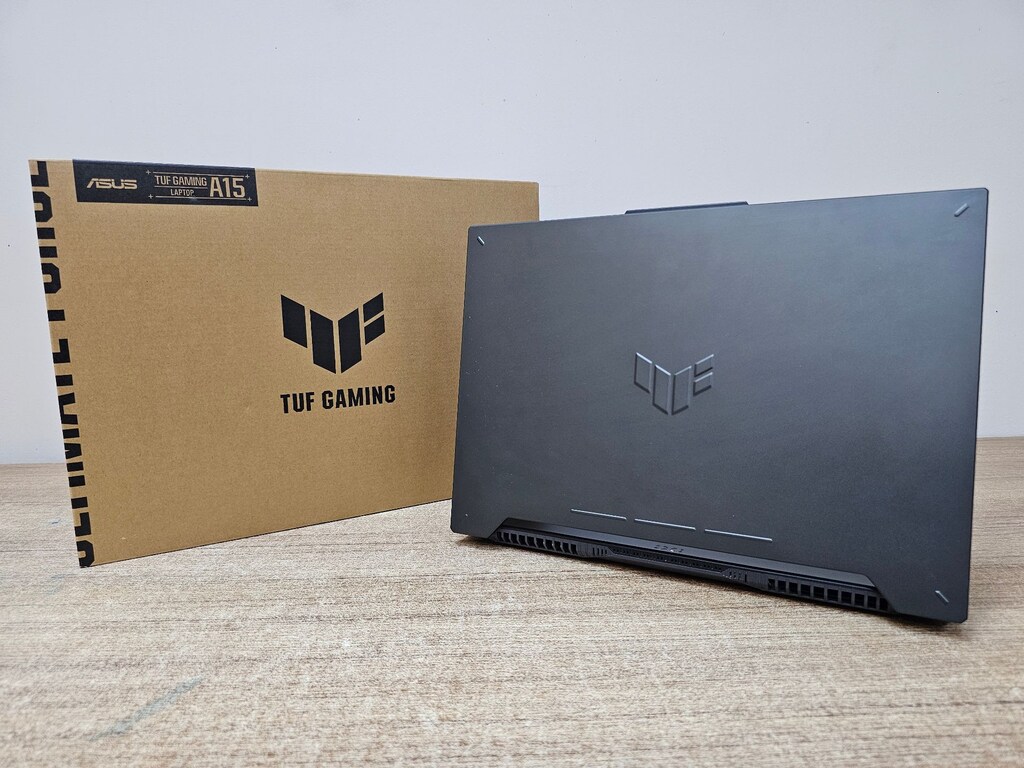 OYUN CANAVARI ASUS / RTX-4060 8GB- 140 W / 16GB RAM - 7