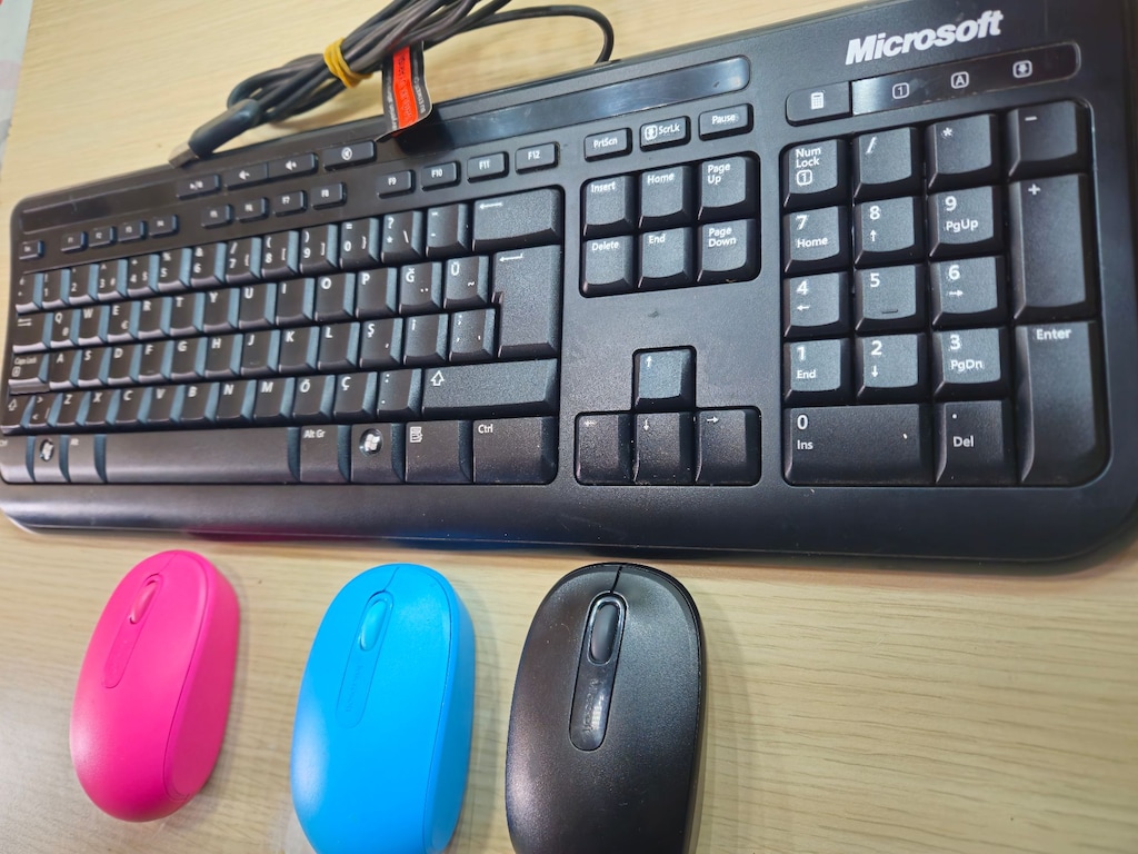 Microsoft Kablolu Klavye , Kaliteli ve mause seti. - 3