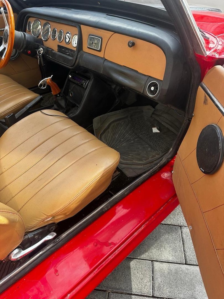 Kırmızı Cabriolet Araba - 16