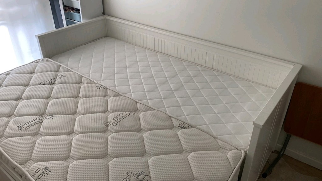 yeni gibi çok iyi fiyatla acil Divan-tek ve çift kişilik yatak satılık - 5