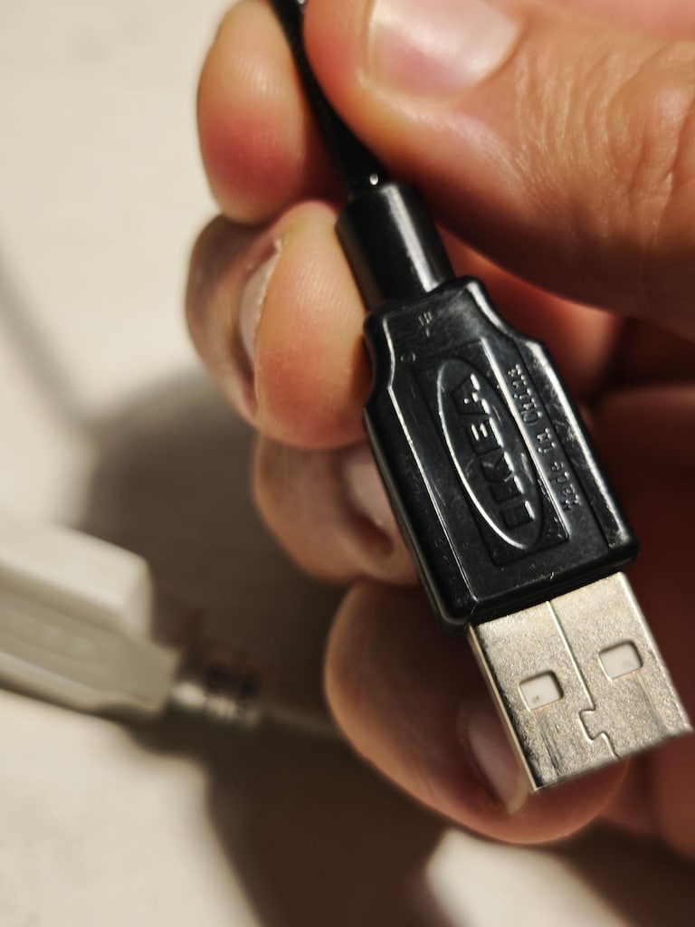 ıkea jansjö Usb Led lamba 2 adet siyah ve beyaz - 3