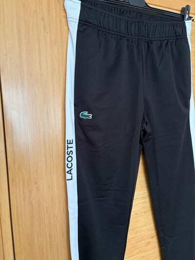 orijinal lacoste eşofman altı siyah renk medium 4 beden sıfır etiketli