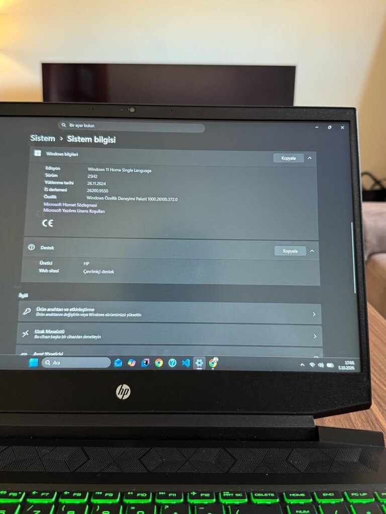 HP Pavilion Gaming Ryzen 7 5800H RTX 3050 Ti 16GB 512GB SSD Laptop - 9
