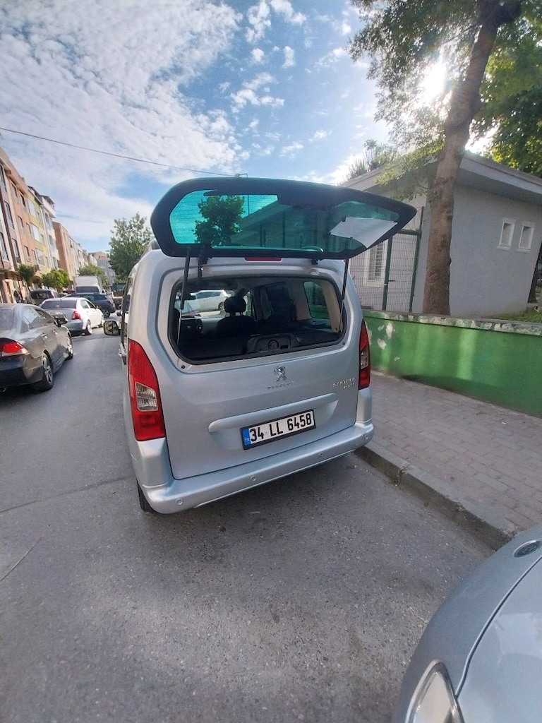 PEUGEOT PARTNER ALLURE 1.6 HDI - 3