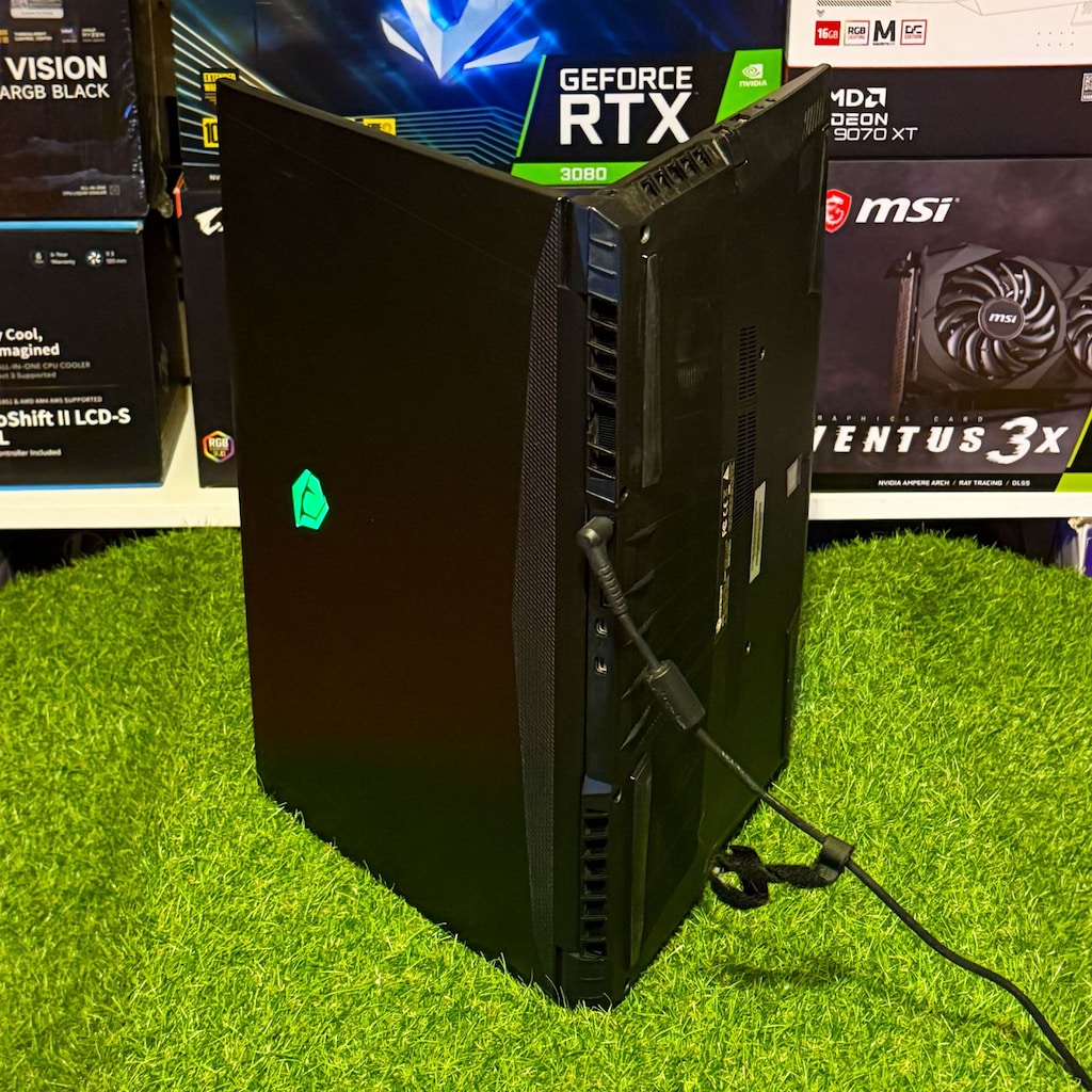 MONSTER 17.3" 144Hz IPS / i7-10750H / 32GB RAM / RTX 2060 6GB - 5