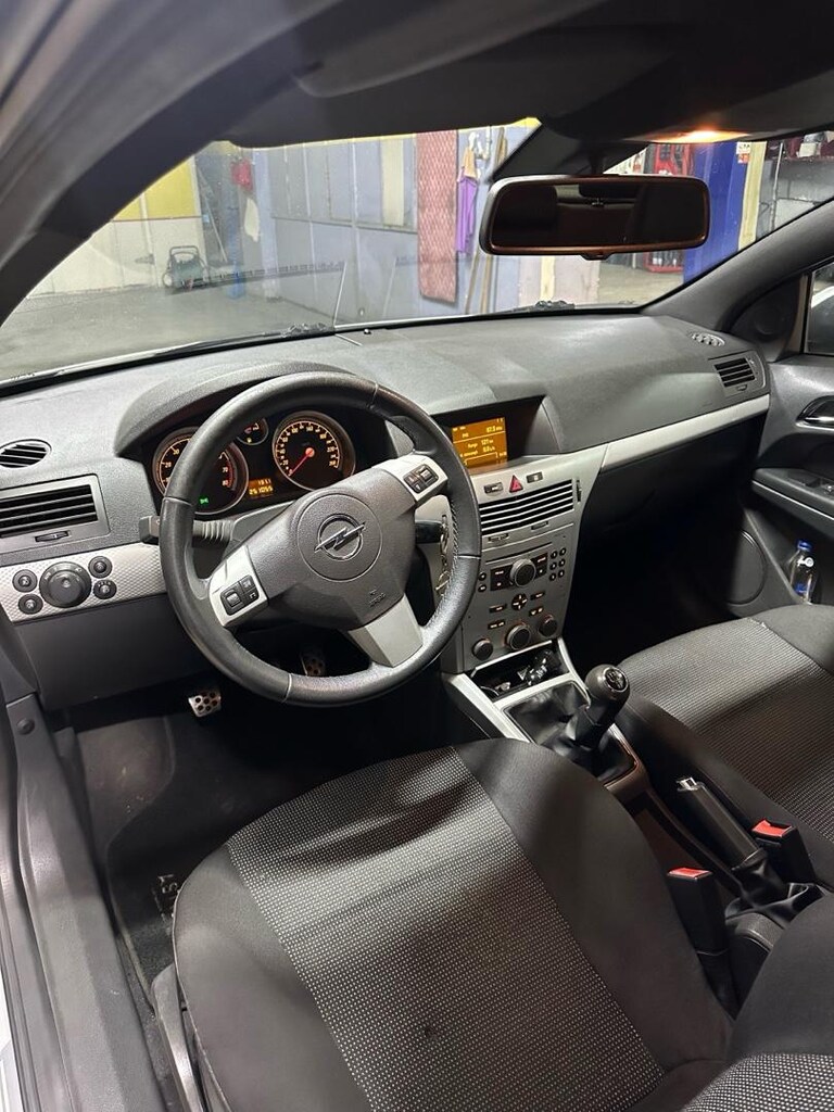Opel astra h gtc sport - 9